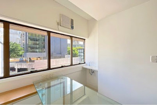 Imagem Sala Comercial à Venda, 46 m² em Moinhos De Vento - Porto Alegre Imagem Sala Comercial à Venda, 46 m² em Moinhos De Vento - Porto Alegre