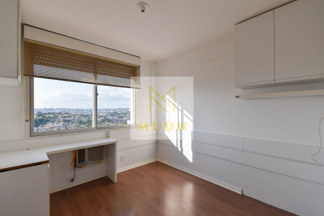 Imagem Apartamento com 3 Quartos à Venda, 105 m² em Medianeira - Porto Alegre Imagem Apartamento com 3 Quartos à Venda, 105 m² em Medianeira - Porto Alegre