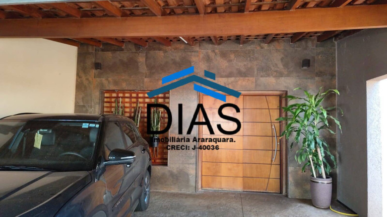 Imagem Casa com 3 Quartos à Venda, 241 m² em Jardim Gardênias - Araraquara Imagem Casa com 3 Quartos à Venda, 241 m² em Jardim Gardênias - Araraquara