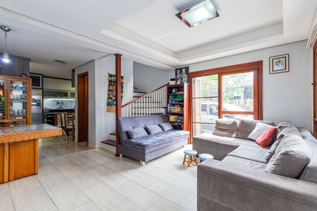 Imagem Casa de Condomínio com 3 Quartos à Venda, 168 m² em Santo Antônio - Porto Alegre