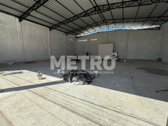 Imóvel Comercial à Venda, 440 m² em Jardim Maravilha - Petrolina