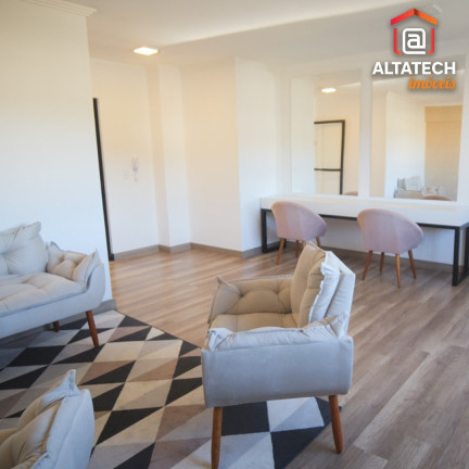 Imagem Imóvel com 2 Quartos à Venda, 135 m² em Vila Togni - Poços De Caldas