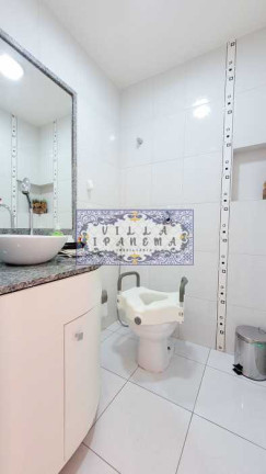 Imagem Apartamento com 3 Quartos à Venda, 140 m² em Copacabana - Rio De Janeiro