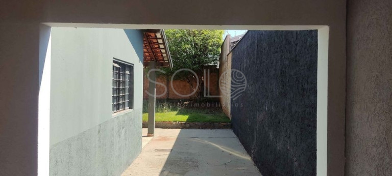 Imagem Casa com 2 Quartos à Venda, 250 m² em Residencial Cambuy - Araraquara Imagem Casa com 2 Quartos à Venda, 250 m² em Residencial Cambuy - Araraquara