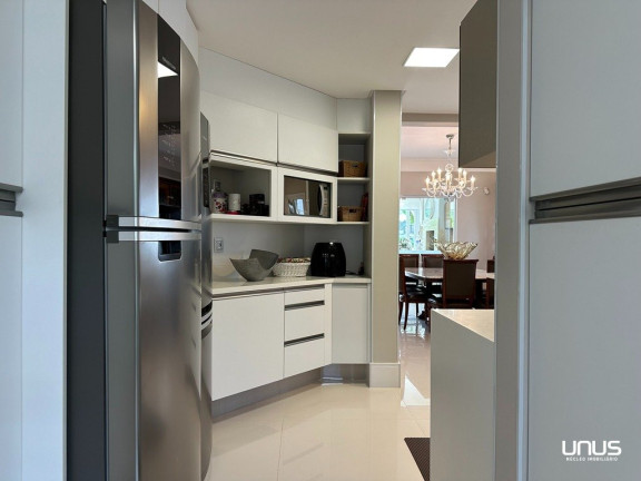 Imagem Casa com 5 Quartos à Venda, 600 m² em Jurerê Internacional - Florianópolis Imagem Casa com 5 Quartos à Venda, 600 m² em Jurerê Internacional - Florianópolis
