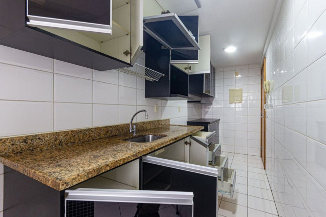Imagem Imóvel com 3 Quartos à Venda, 94 m² em Humaitá - Rio De Janeiro