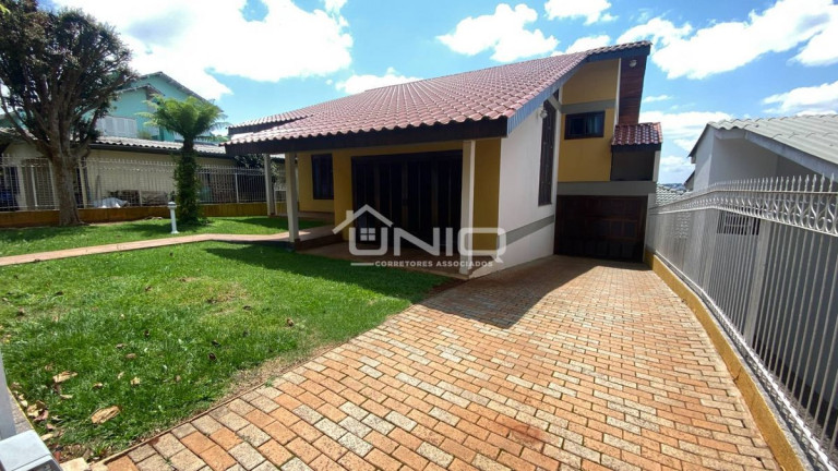 Imagem Casa com 3 Quartos à Venda, 211 m² em Menino Deus - Pato Branco
