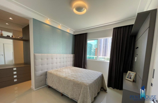 Imagem Apartamento com 3 Quartos à Venda, 197 m² em Pioneiros - Balneário Camboriú Imagem Apartamento com 3 Quartos à Venda, 197 m² em Pioneiros - Balneário Camboriú