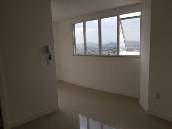 Imagem Imóvel com 2 Quartos à Venda, 72 m² em Centro - Itajaí