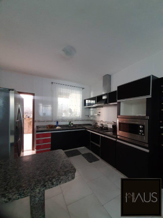Imagem Casa com 3 Quartos à Venda, 550 m² em Barreiro Do Amaral - Santa Luzia Imagem Casa com 3 Quartos à Venda, 550 m² em Barreiro Do Amaral - Santa Luzia