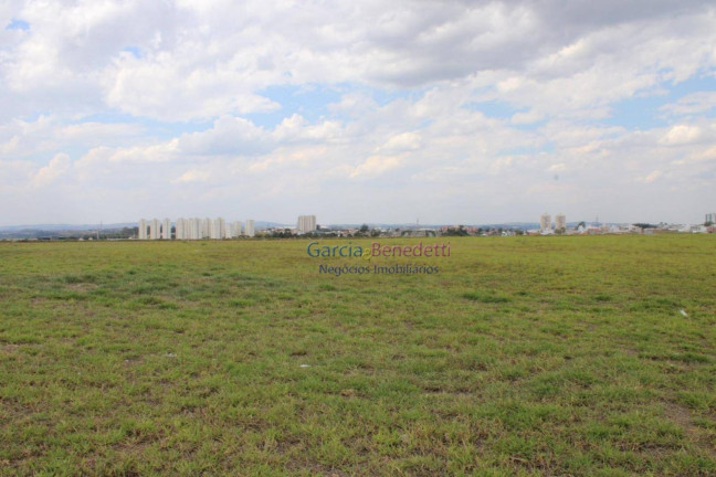 Terreno à Venda, 15.000 m² em Loteamento Multivias - Jundiaí