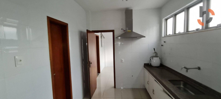 Imagem Apartamento com 3 Quartos à Venda, 173 m² em Alvarez - Nova Iguaçu