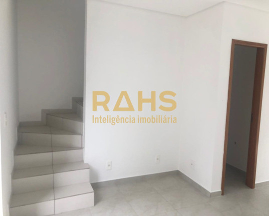 Imagem Casa com 3 Quartos à Venda, 84 m² em Vila Nova - Joinville Imagem Casa com 3 Quartos à Venda, 84 m² em Vila Nova - Joinville