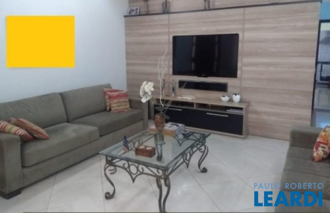Imagem Sobrado com 3 Quartos à Venda, 230 m² em Vila Homero Thon - Santo André Imagem Sobrado com 3 Quartos à Venda, 230 m² em Vila Homero Thon - Santo André