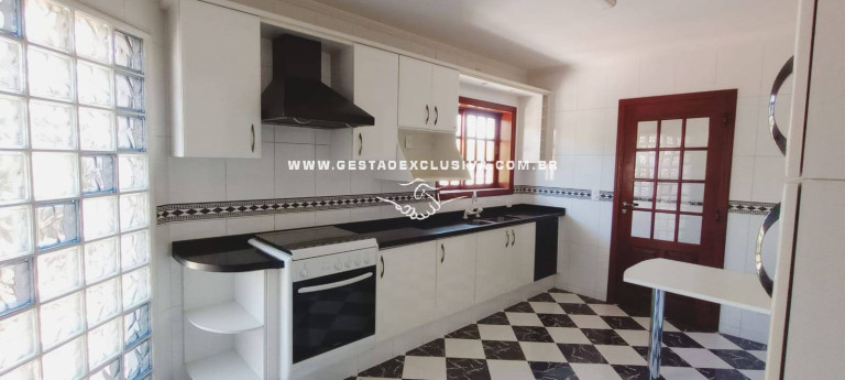 Imagem Casa com 3 Quartos à Venda, 276 m² em Jardim Salessi - Itatiba