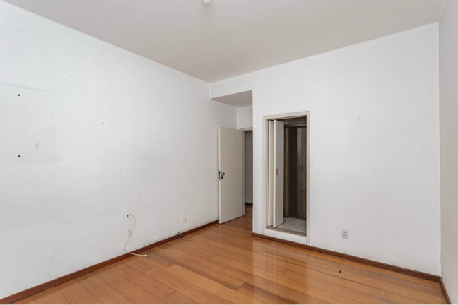 Imagem Imóvel com 3 Quartos à Venda, 146 m² em Higienópolis - São Paulo Imagem Imóvel com 3 Quartos à Venda, 146 m² em Higienópolis - São Paulo