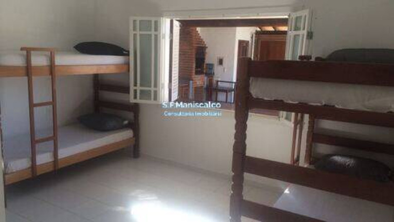 Imagem Casa com 4 Quartos para Temporada, em Praia Grande - Ubatuba Imagem Casa com 4 Quartos para Temporada, em Praia Grande - Ubatuba