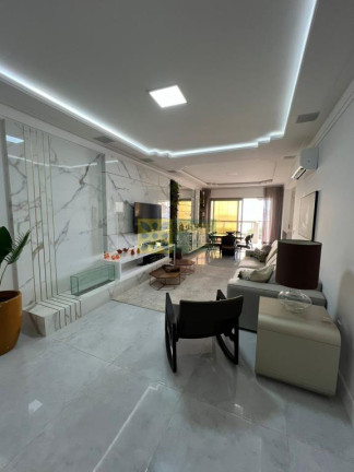 Imagem Apartamento com 3 Quartos à Venda, 151 m² em Centro - Bombinhas Imagem Apartamento com 3 Quartos à Venda, 151 m² em Centro - Bombinhas