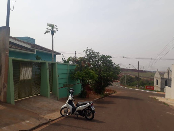 Casa com 3 Quartos à Venda,  em Caravelle - Arapongas