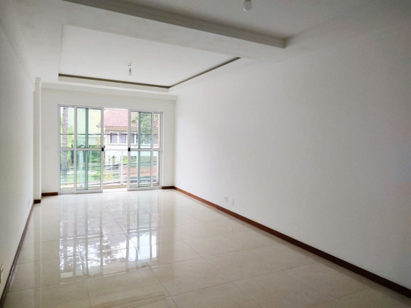 Imagem Imóvel com 3 Quartos à Venda, 112 m² em Tijuca - Teresópolis
