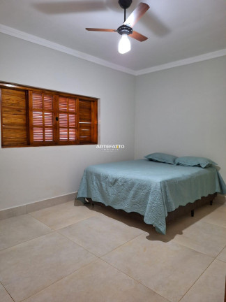 Imagem Chácara com 3 Quartos à Venda, 2.500 m² em Centro - Patrocínio Paulista