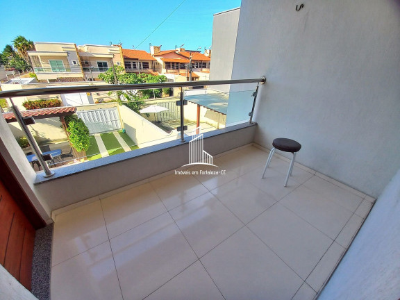 Imagem Casa com 3 Quartos à Venda, 131 m² em Edson Queiroz - Fortaleza Imagem Casa com 3 Quartos à Venda, 131 m² em Edson Queiroz - Fortaleza