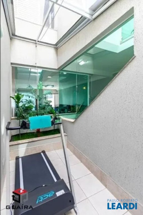 Imagem Sobrado com 4 Quartos à Venda, 254 m² em Vila Gilda - Santo André