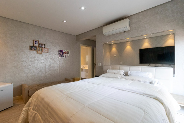 Imagem Apartamento com 4 Quartos à Venda, 260 m² em Aclimação - São Paulo Imagem Apartamento com 4 Quartos à Venda, 260 m² em Aclimação - São Paulo