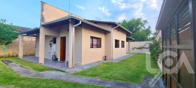 Casa com 3 Quartos à Venda, 110 m² em Jardim Aruan - Caraguatatuba