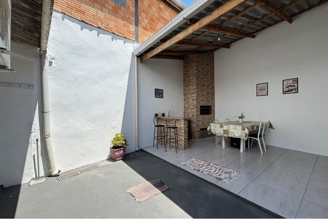 Imagem Casa com 2 Quartos à Venda, 98 m² em Guajuviras - Canoas