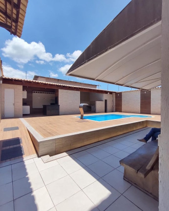 Imagem Casa com 7 Quartos à Venda, 250 m² em Santa Mônica - Guarapari Imagem Casa com 7 Quartos à Venda, 250 m² em Santa Mônica - Guarapari