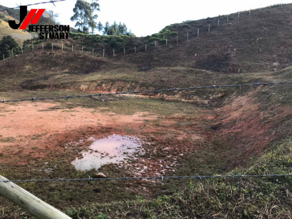 Imagem Chácara à Venda, 4.623 m² em Caquende - Delfim Moreira Imagem Chácara à Venda, 4.623 m² em Caquende - Delfim Moreira