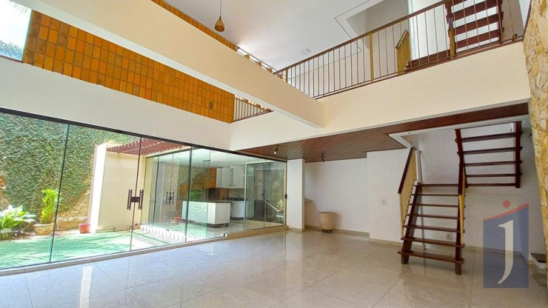 Imagem Casa com 3 Quartos à Venda, 280 m² em Chácara Klabin - São Paulo Imagem Casa com 3 Quartos à Venda, 280 m² em Chácara Klabin - São Paulo