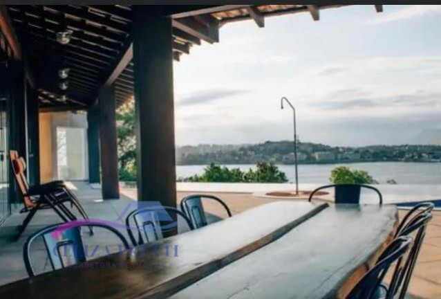 Imagem Casa com 4 Quartos à Venda, 300 m² em Praia Da Costa - Vila Velha Imagem Casa com 4 Quartos à Venda, 300 m² em Praia Da Costa - Vila Velha