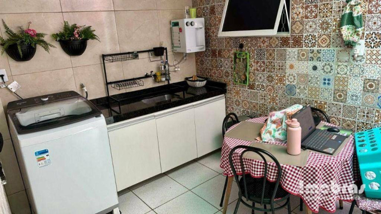Imagem Casa com 5 Quartos à Venda, 200 m² em Prefeito José Walter - Fortaleza Imagem Casa com 5 Quartos à Venda, 200 m² em Prefeito José Walter - Fortaleza