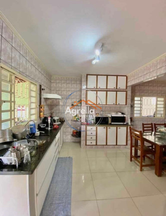Imagem Casa com 3 Quartos à Venda, 180 m² em Jardim Novo I - Mogi Guaçu Imagem Casa com 3 Quartos à Venda, 180 m² em Jardim Novo I - Mogi Guaçu