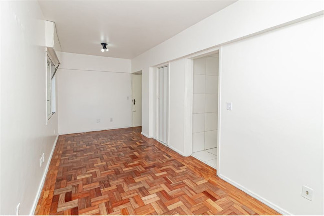 Imagem Imóvel com 1 Quarto à Venda,  em Boa Vista - Porto Alegre