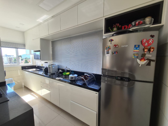 Imagem Apartamento com 3 Quartos à Venda, 110 m² em Centro - Ubatuba