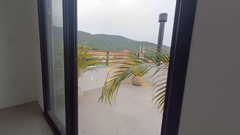 Imagem Imóvel com 3 Quartos à Venda, 135 m² em Areias De Palhocinha - Garopaba Imagem Imóvel com 3 Quartos à Venda, 135 m² em Areias De Palhocinha - Garopaba