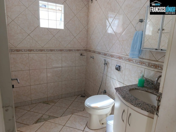 Imagem Casa com 4 Quartos à Venda, 366 m² em Setor Coimbra - Goiânia Imagem Casa com 4 Quartos à Venda, 366 m² em Setor Coimbra - Goiânia