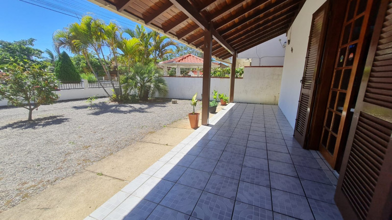 Imagem Imóvel com 3 Quartos à Venda, 180 m² em Ibiraquera - Imbituba