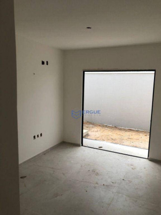 Imagem Casa com 3 Quartos à Venda, 115 m² em Precabura - Eusébio Imagem Casa com 3 Quartos à Venda, 115 m² em Precabura - Eusébio