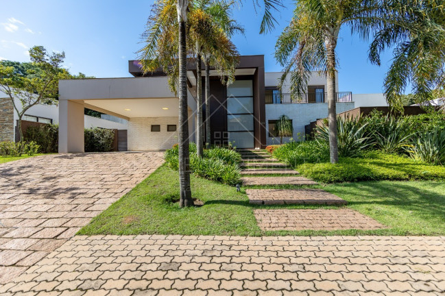 Imagem Sobrado com 4 Quartos à Venda,  em Condomínio Villaggio San Pietro - Valinhos