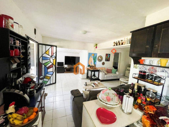 Imagem Casa com 5 Quartos à Venda, 296 m² em Lagoa Redonda - Fortaleza