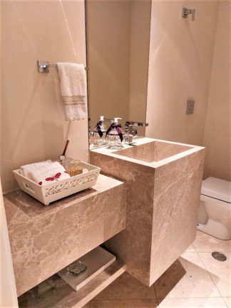 Imagem Apartamento com 3 Quartos à Venda, 211 m² em Real Parque - São Paulo Imagem Apartamento com 3 Quartos à Venda, 211 m² em Real Parque - São Paulo