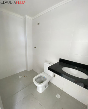 Imagem Imóvel com 2 Quartos à Venda, 93 m² em Guilhermina - Praia Grande