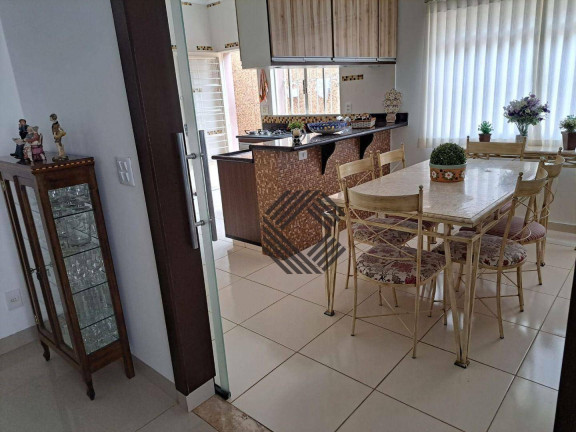 Imagem Casa com 4 Quartos à Venda, 235 m² em Vila São João - Sorocaba