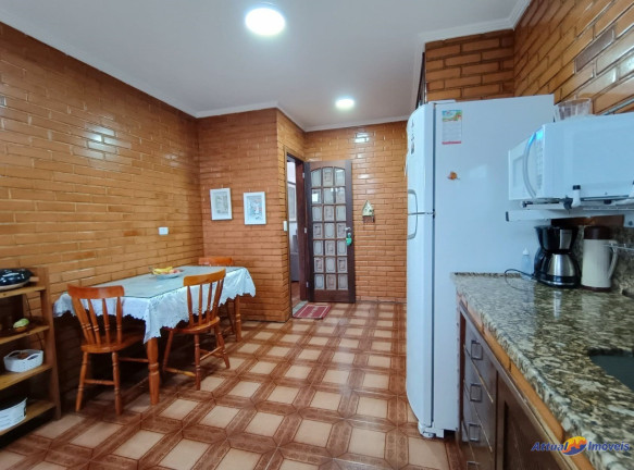 Imagem Casa com 3 Quartos à Venda, 106 m² em Granja Guarani - Teresópolis Imagem Casa com 3 Quartos à Venda, 106 m² em Granja Guarani - Teresópolis