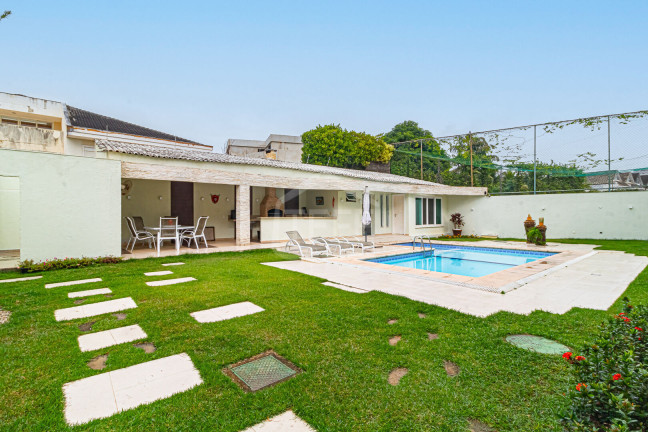 Imagem Casa com 5 Quartos à Venda, 890 m² em Barra Da Tijuca - Rio De Janeiro Imagem Casa com 5 Quartos à Venda, 890 m² em Barra Da Tijuca - Rio De Janeiro