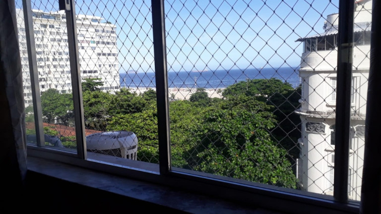 Imagem Apartamento com 4 Quartos à Venda, 166 m² em Copacabana - Rio De Janeiro Imagem Apartamento com 4 Quartos à Venda, 166 m² em Copacabana - Rio De Janeiro